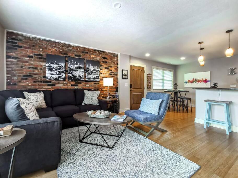 Amazing Locale 2Kingbr 1Bth Kansas City Exterior foto