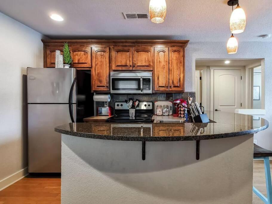 Amazing Locale 2Kingbr 1Bth Kansas City Exterior foto